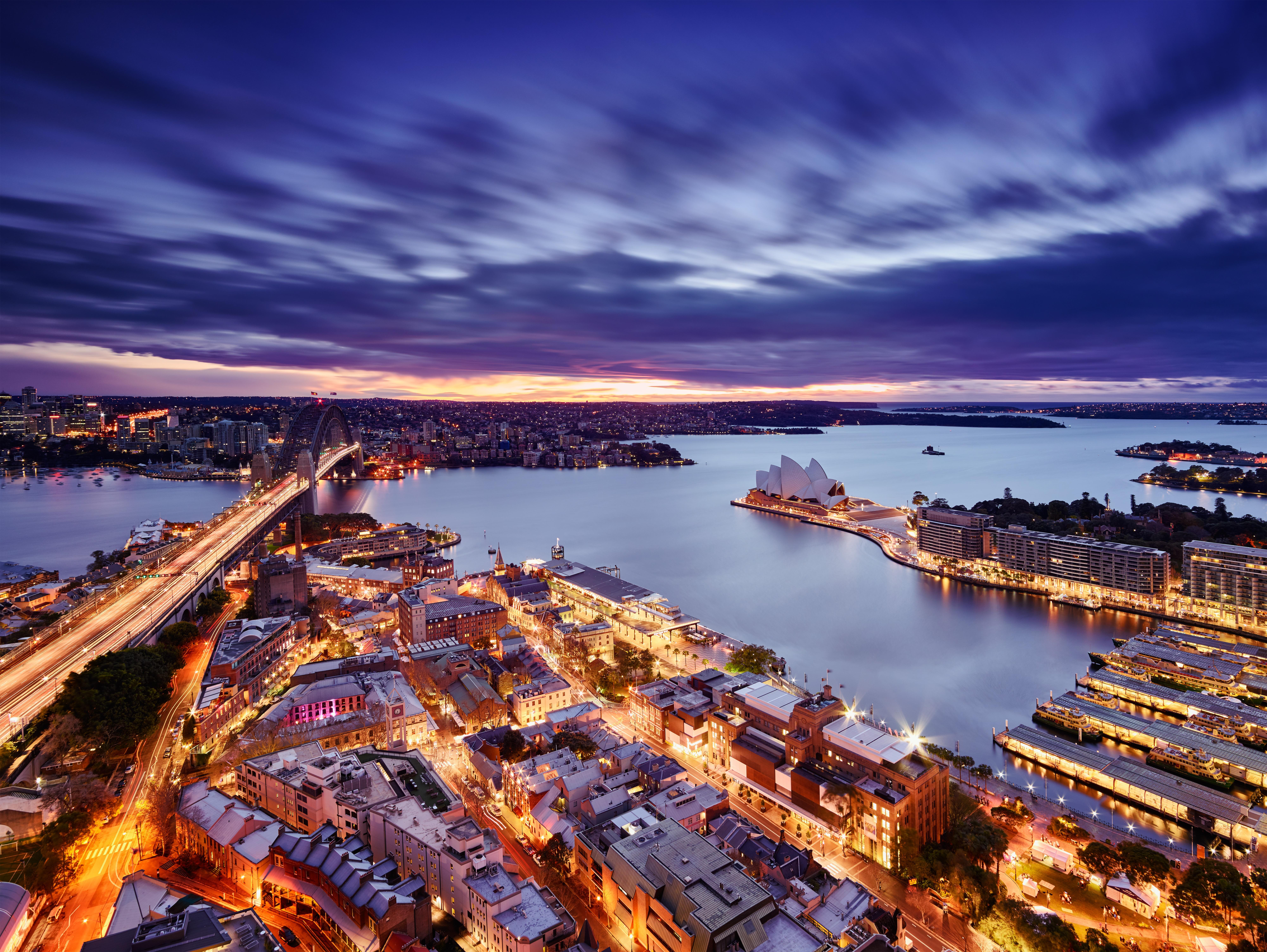 Shangri-La Sydney Esterno foto Sydney Harbour Bridge at night