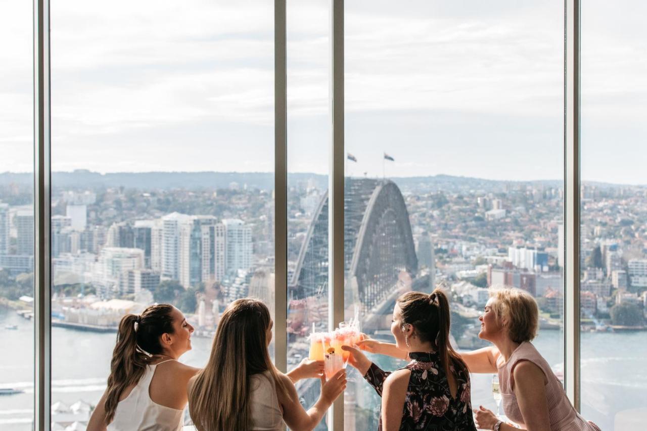 Shangri-La Sydney Esterno foto The Skyline Bar