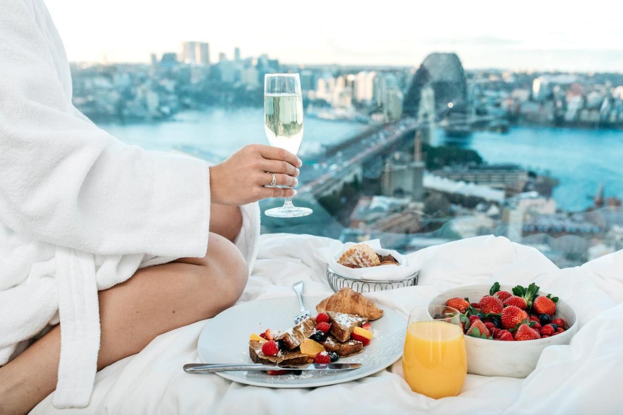 Shangri-La Sydney Esterno foto Breakfast at Sydney Opera House